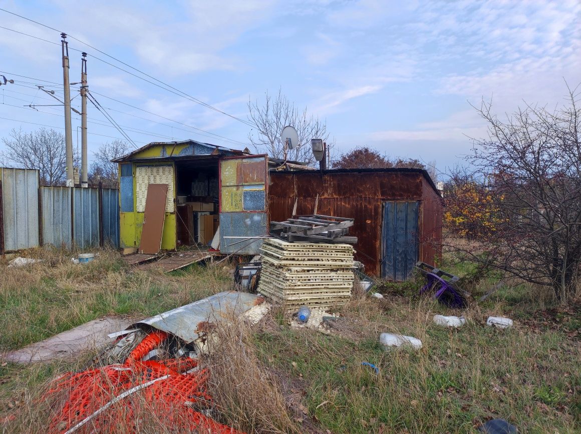 Парцел в  Обеля. Правоъгълна форма.