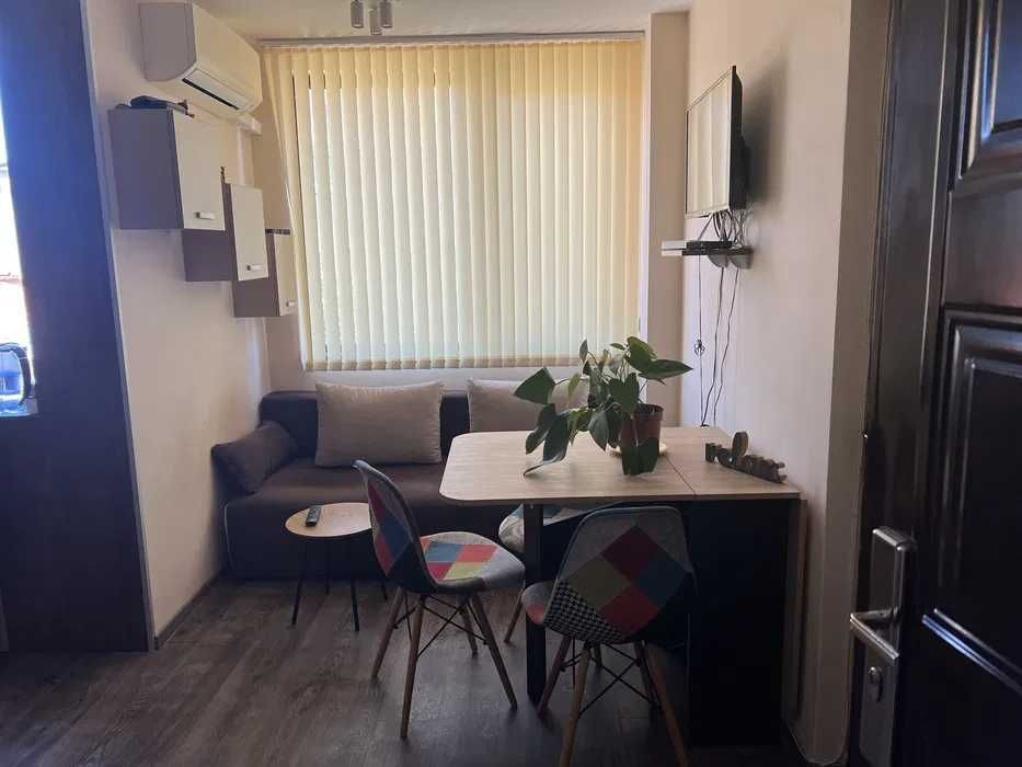 Дава се под наем Двустаен апартамент в Бургас, Зорница - 50 кв.м за 500 € - Снимка #5