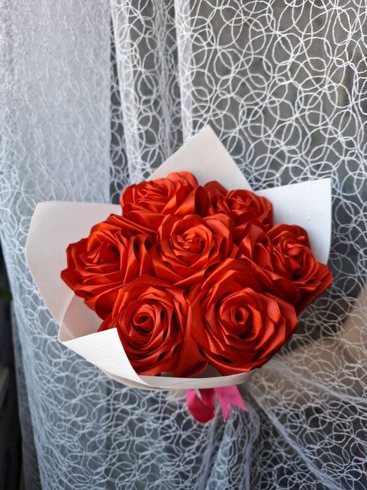 Цветы из атласной ленты