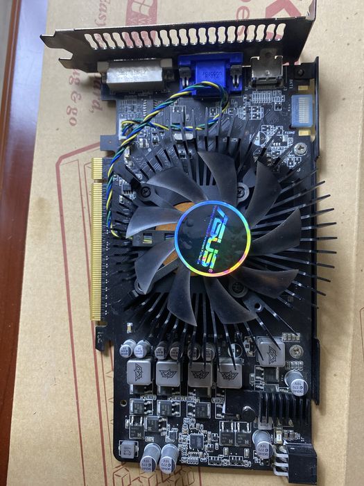 Видео карта 550ti от асус НЕ РАБОЧИЯ НА ЗАПЧАСТИ