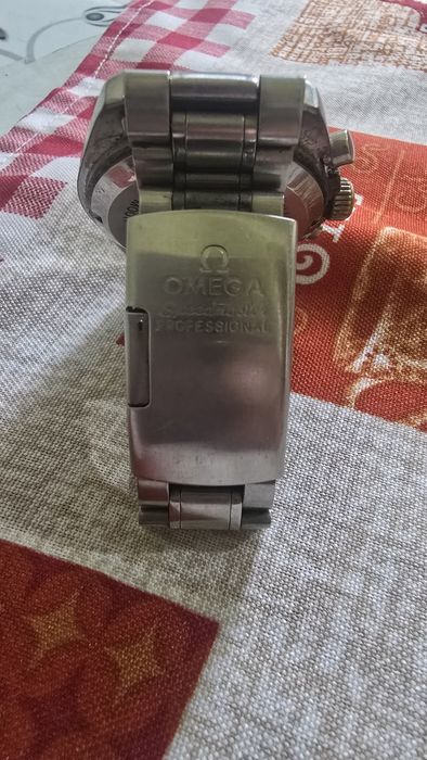 Omega Speedmaster Professional соати солтилади