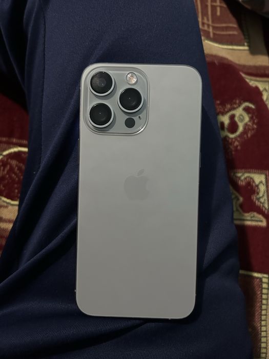 Iphone 16 pro max fara defecte