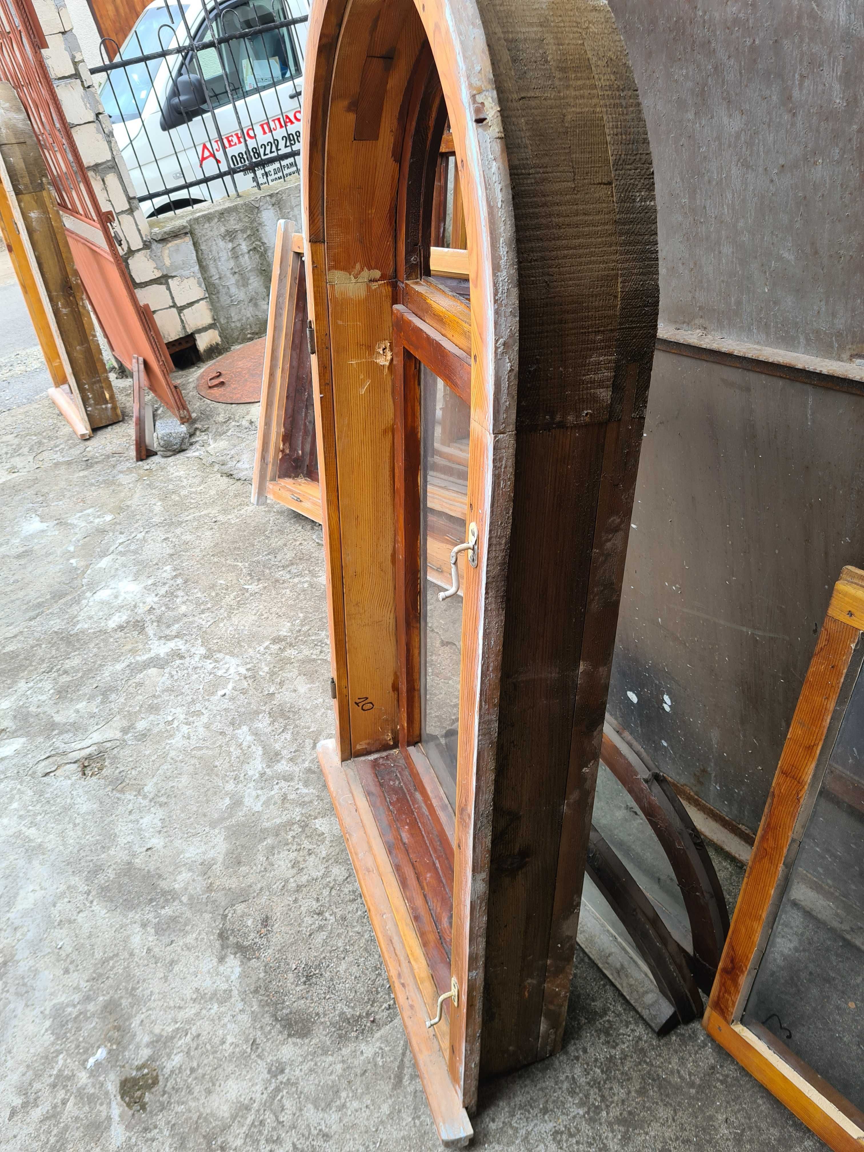 дървени прозорци от масив-чам