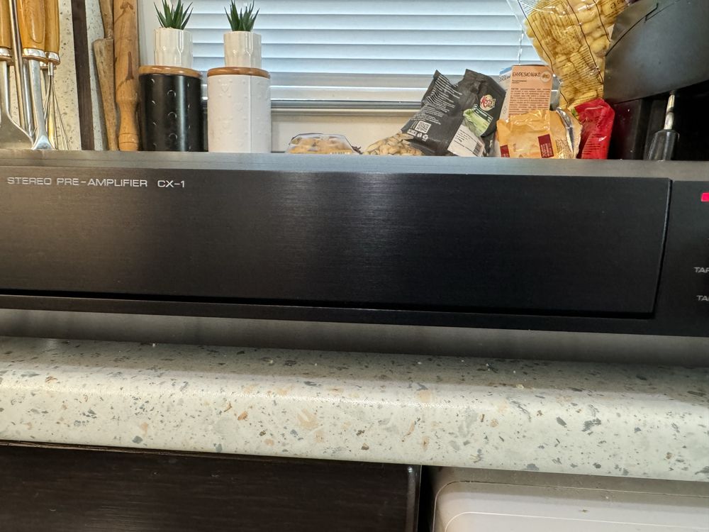 Yamaha CX-1 Pre-Amp Качествен предусилвател