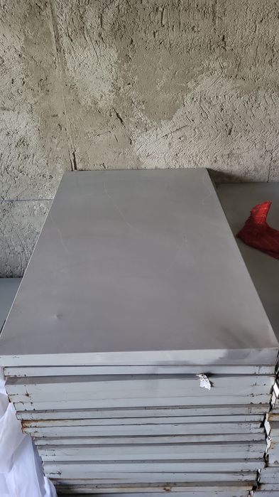 Polițe metalice depozitare marfă