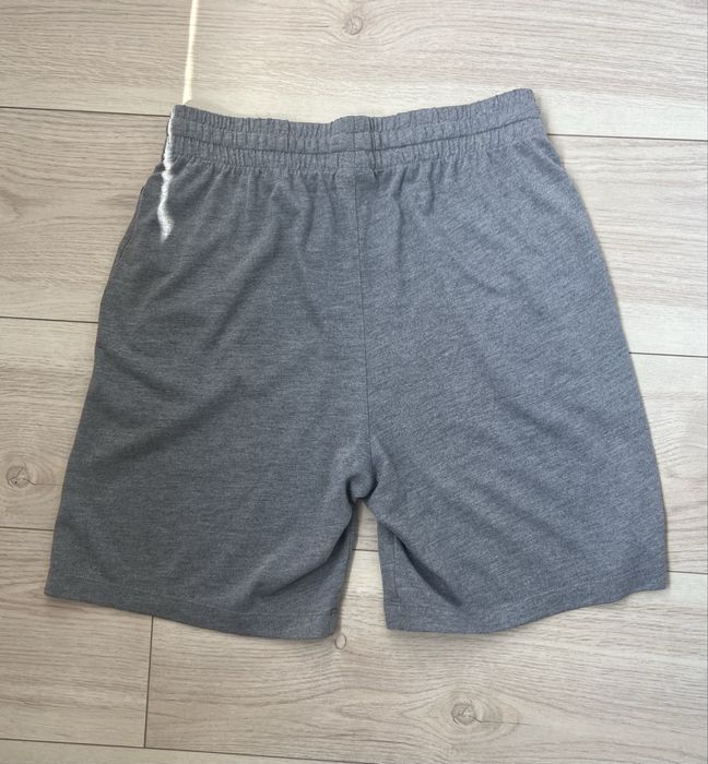 pantaloni scurti nike S
