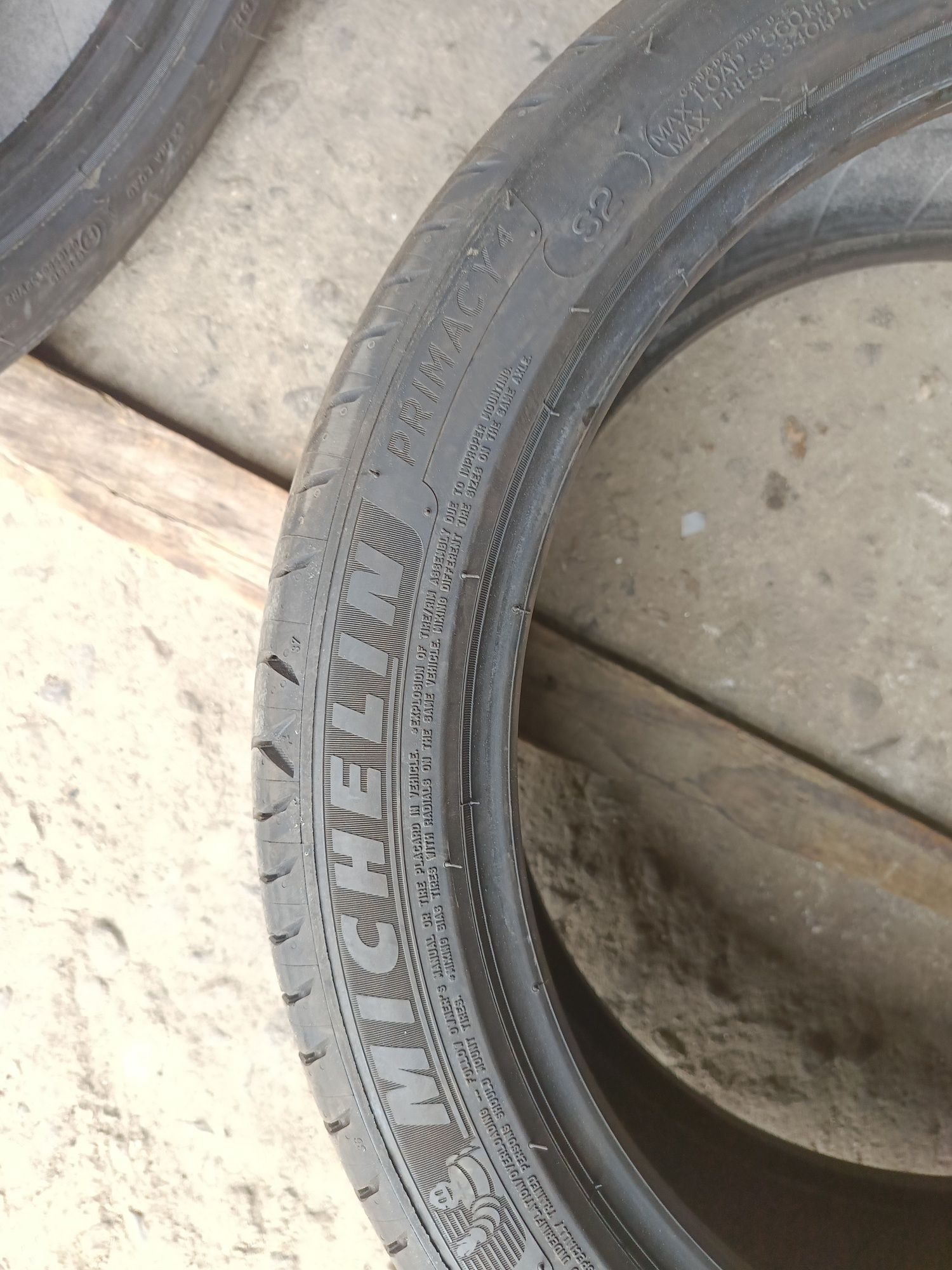 Летни гуми -2024г/43с.-17цола-205/45-1бр.-110лв."MICHELIN"-като нови