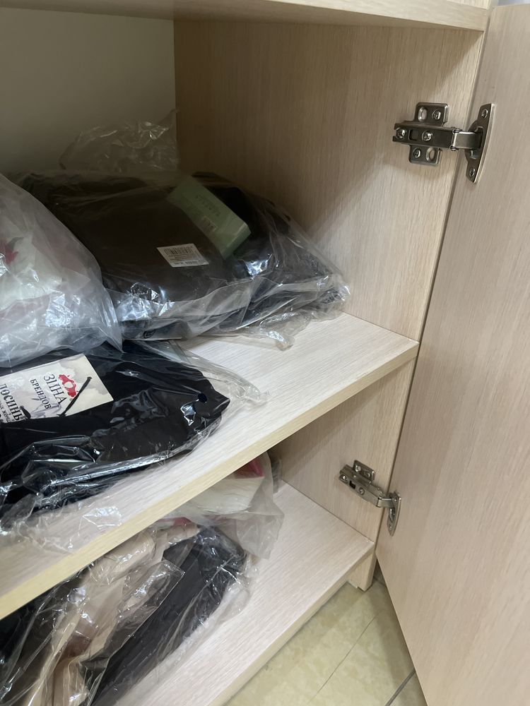 Продается шкафы в хорошем сост не сломленный почти новый цена договорн