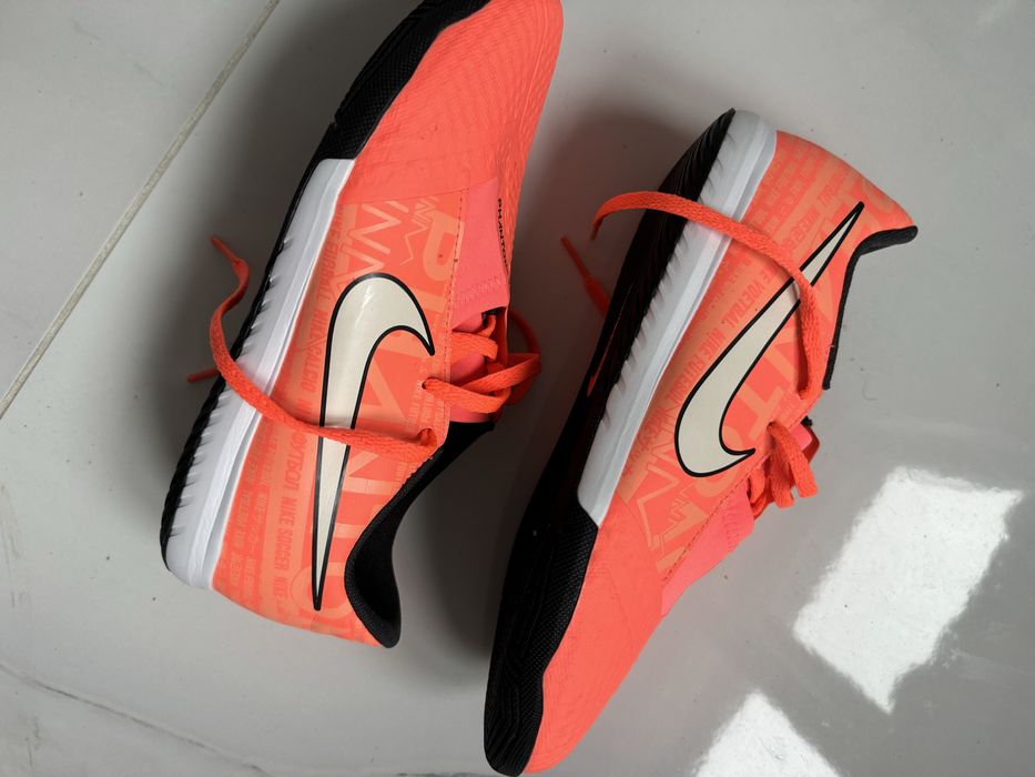 Ghete de fotbal Nike JR PHANTOM VENOM academy TF NOI 38,5