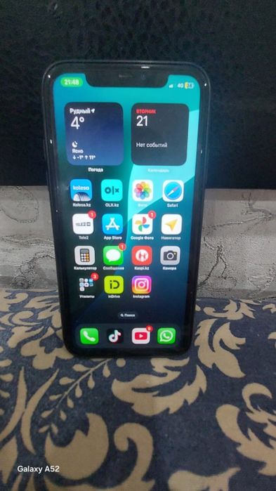 Продам айфон 11 на 128гб