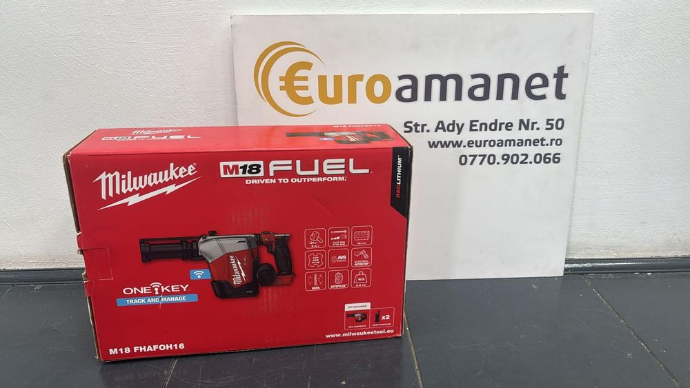 Ciocan rotopercutor 16 mm SDS-PLUS M18 FUEL(TM) cu extractor de -A-