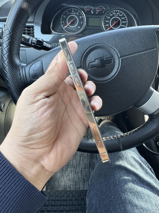 Iphone 12 pro idiyal sastayanada