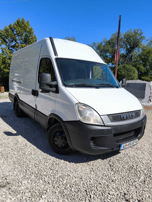 Vând IVECO Daily 35C15, 8000 Euro-TVA inclus & deductibil!