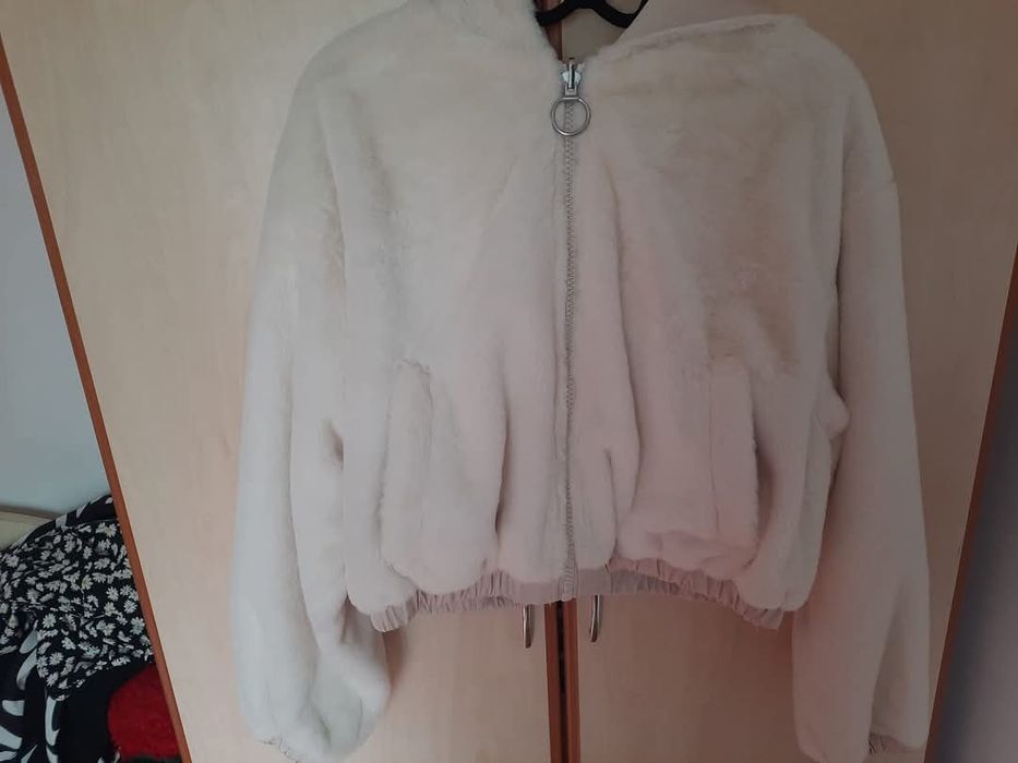 Gecuta pt femei în stare buna,nu am.purtat o deloc