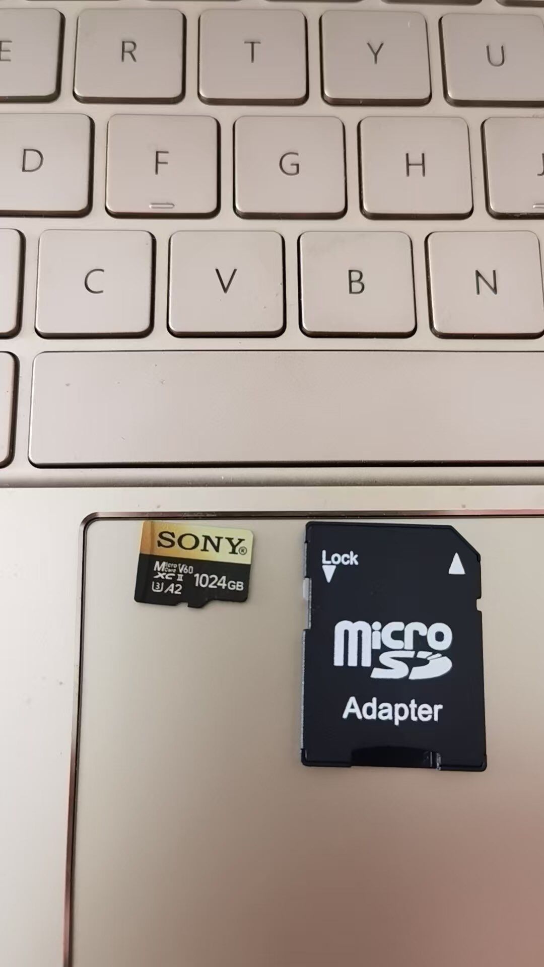 Карта памет Sony 1 TB + Адаптер