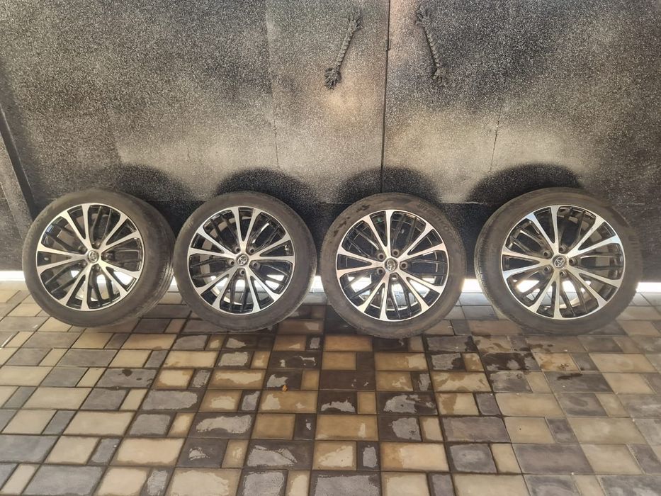 Диски с шинами камри