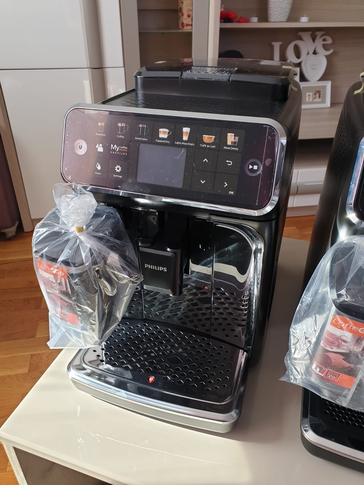 Espressor automat Philips seria 5400 Nou