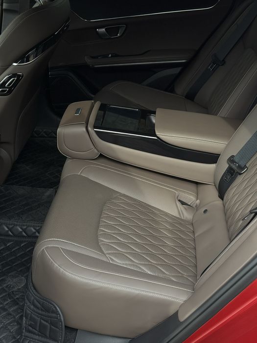 Byd Han Zeekr Lixiang Aito Deepal Tesla Lynk&Co Leapmotor