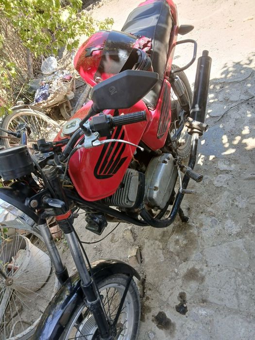 Мотоцикл Jawa в хорошем состоянии