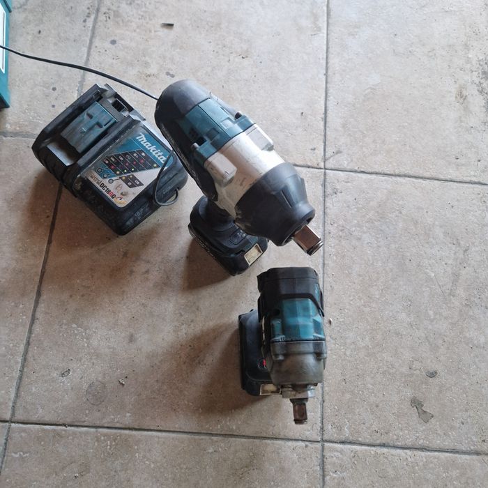 Set Makita masini de insurubat cu impact