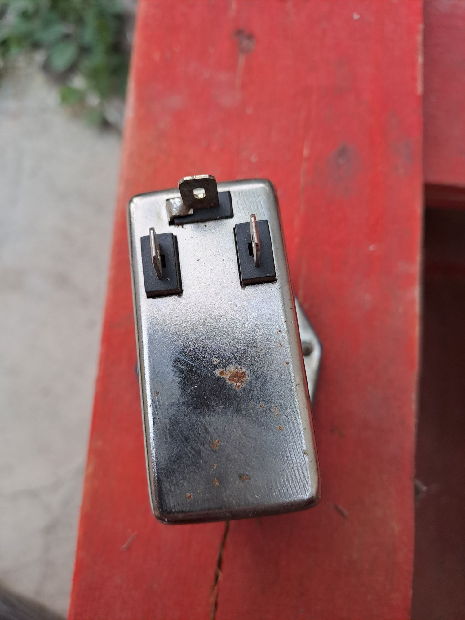 Sursa alimentare termo șemineu