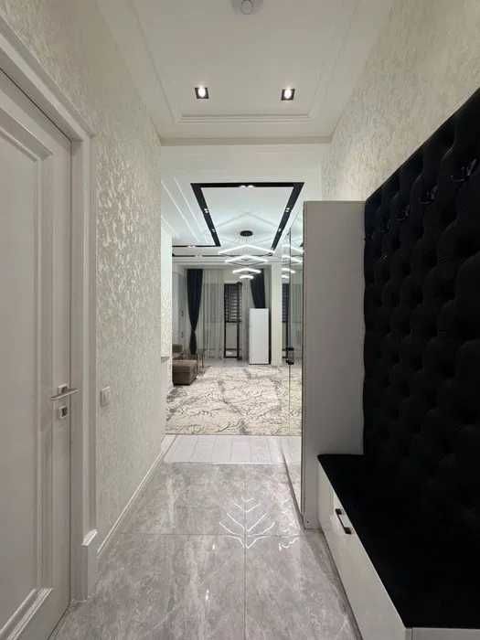 R7 Сдается КЛАССНАЯ квартира 2/2/9 на Лабзаке