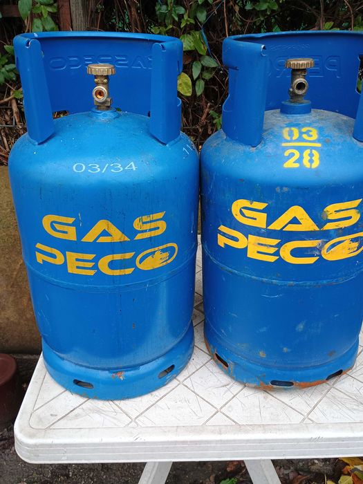 butoi butelie românească guler si fara guler