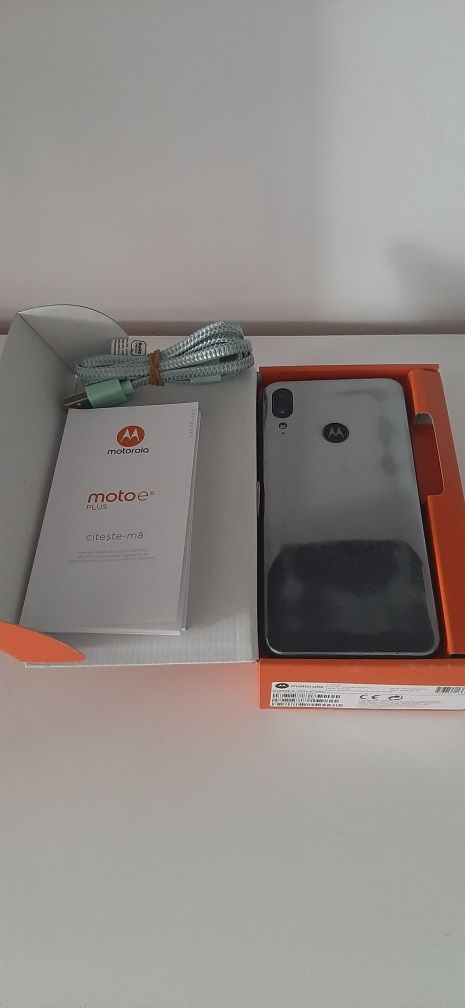 Vand motorala E6 plus