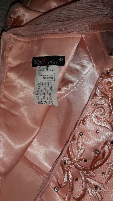 Vand rochie de ocazie