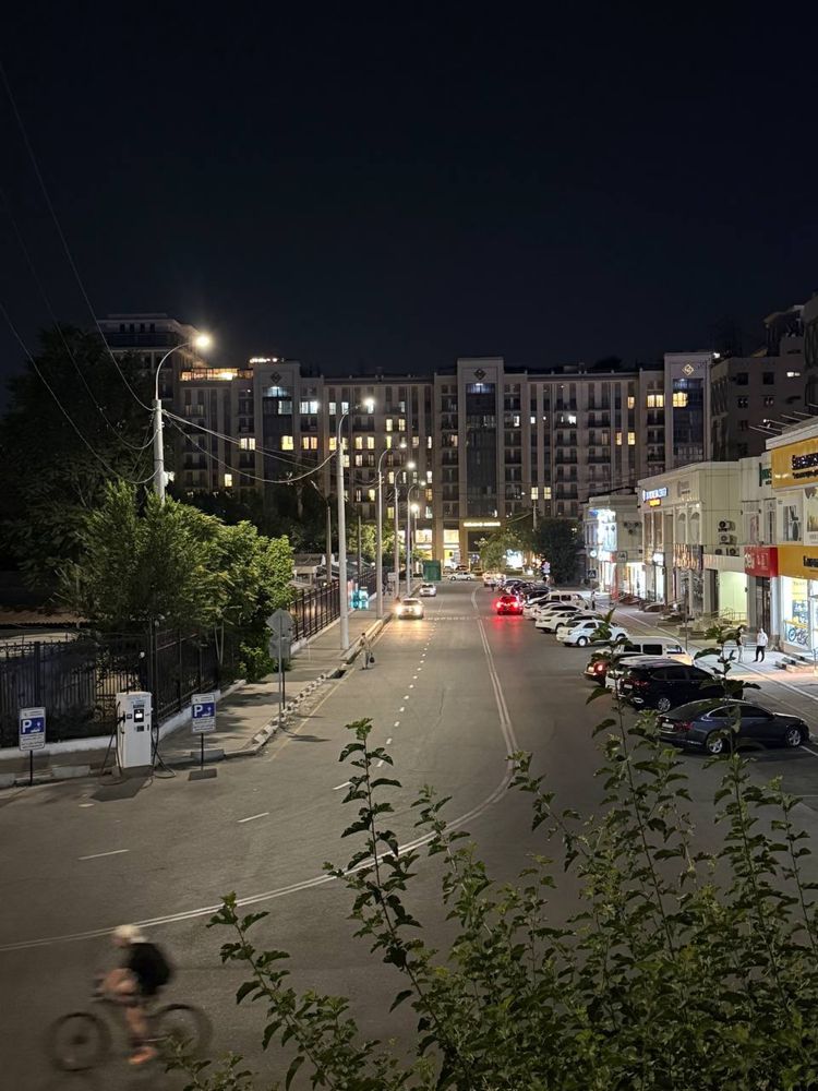 Айбек метро  госпитальный рынок  напротив Mirbad Avenue