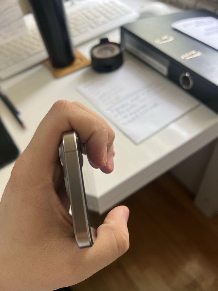 Iphone 15 pro 256 LLA