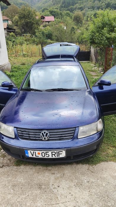 Vw passat albastru