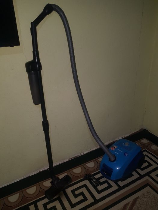 Samsung pilsos sotiladi narxi kelishamiz