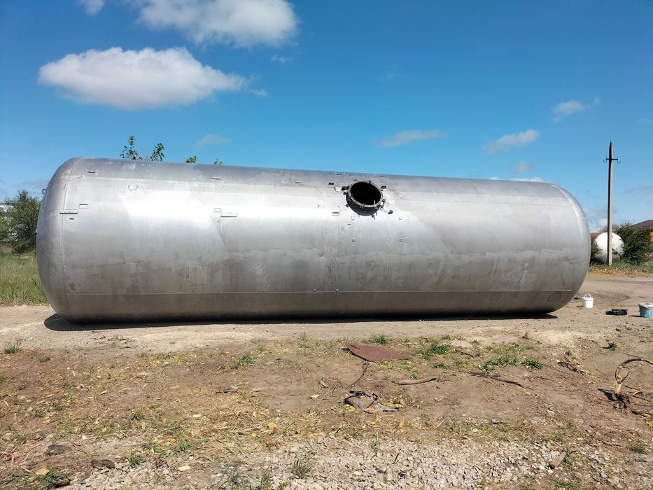 Емкость10. 15, 20, 25, 50 ,75 куб пищ и тех .ЖД цистерна 62 и73  куб.