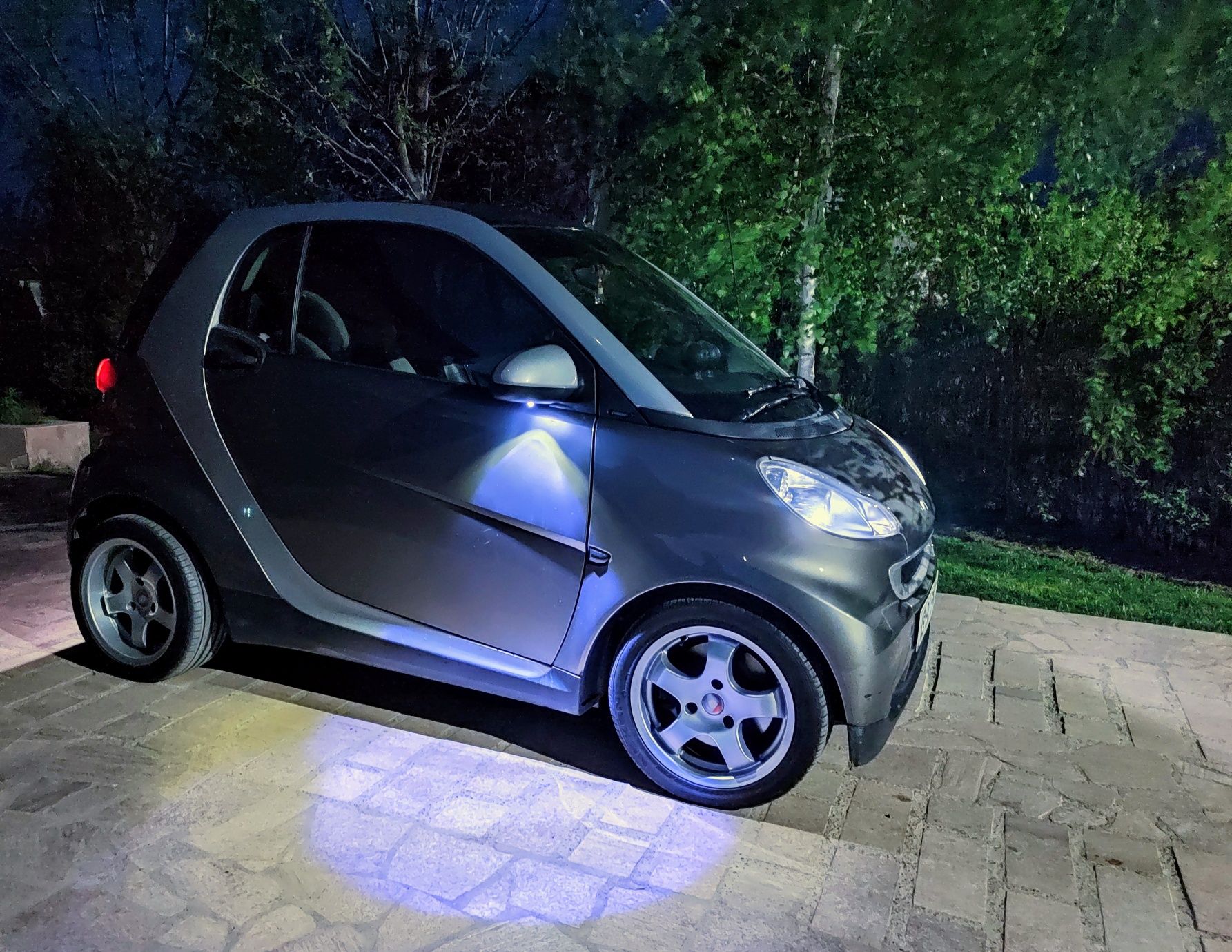 Smart ForTwo, an 2009, 111000 km, 1.0L MHD (MicroHybridDrive), Automat