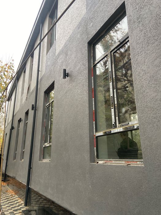 Отдельностоящее нежилое здание под офис, клинику