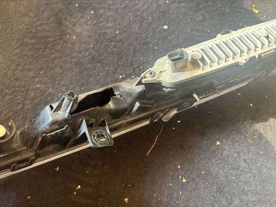 DRL porsche cayenne 9y lumini de zi semnalizare 9y0941181A cu defect