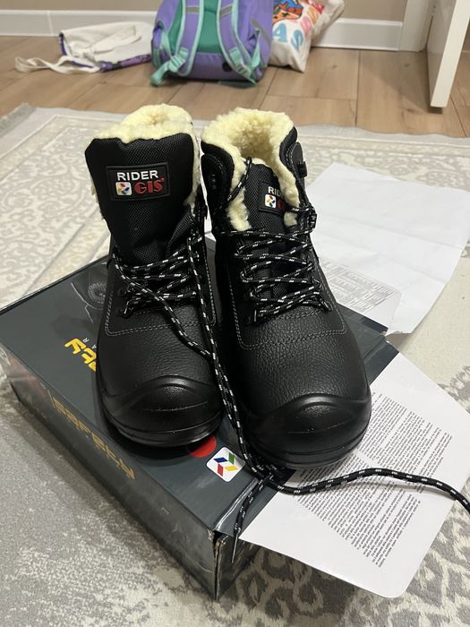 Спецботинка размер 41