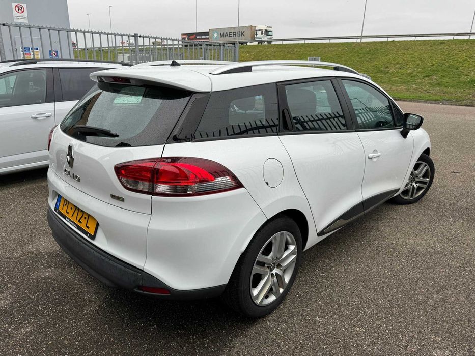 Inchiriere auto - Renault Clio - Masina de inchiriat  in Bucuresti