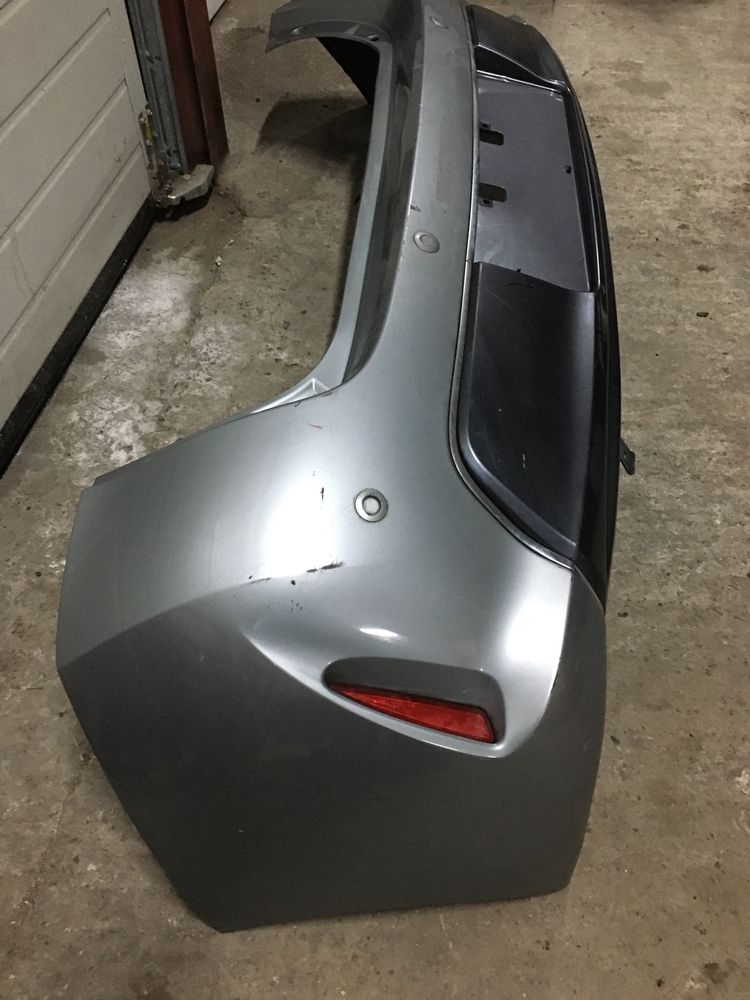 Bara Spate Toyota Auris Hatchback cu senzori parcare. 2013-2015