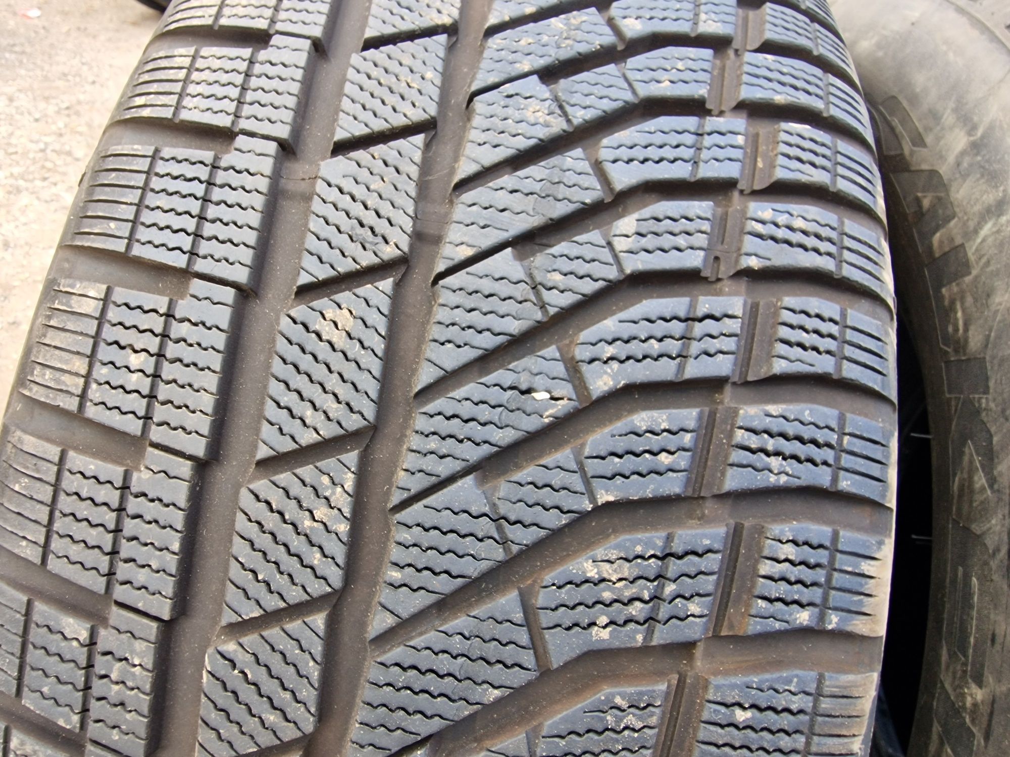 Anvelope 265/60R18 marca Falken, DOT 2022,M+S