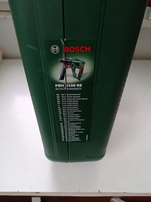 Masina de gaurit cu percuti iBoschh PBH 2100 RE nou