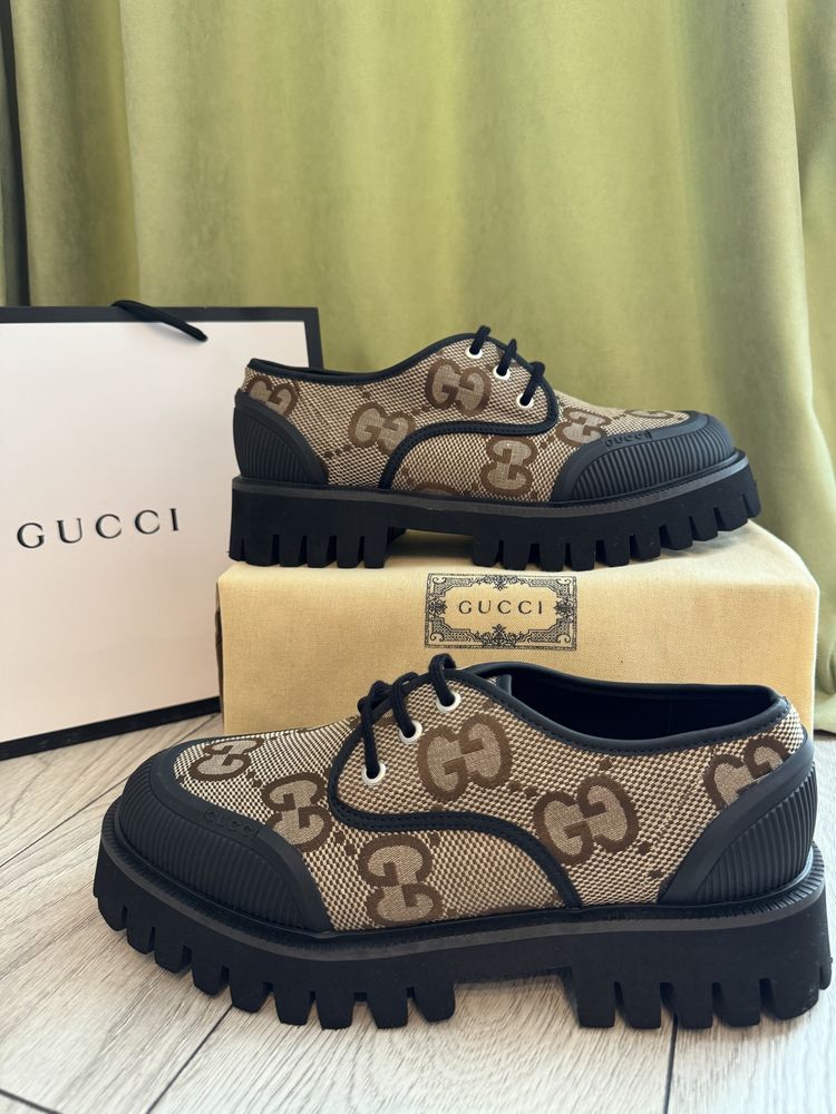 Pantofi Gucci GG