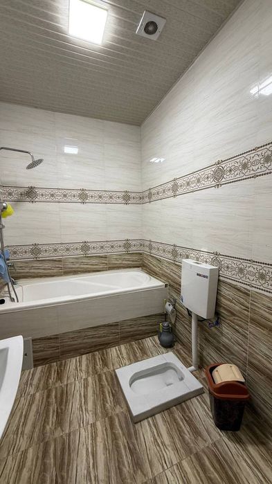 Nazarbeda Fayzli xonadon sotiladi