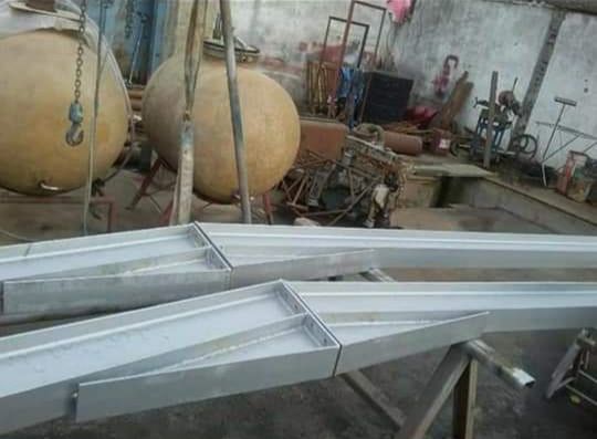 Vând structura metalica 6x16x4 avea pe stoc mai multe dimensiuni