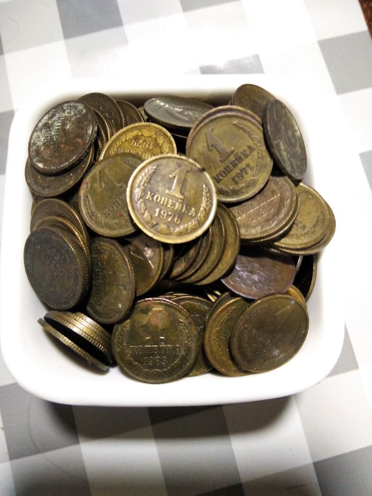Продаю монеты СССР разные