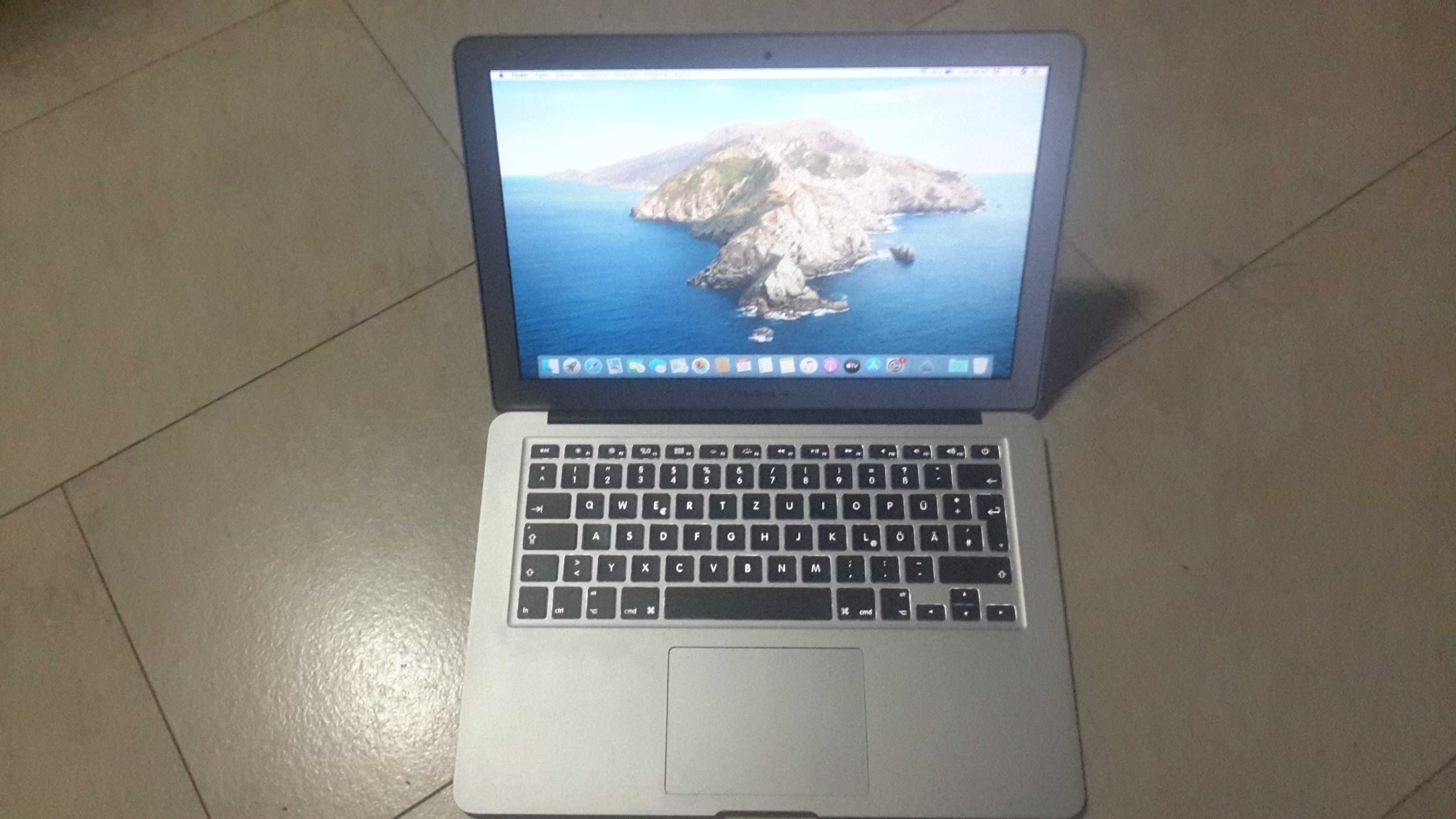 Apple MacBook Air A1466 -13-inch, 2014 ssd 128Gb-4Gb rami