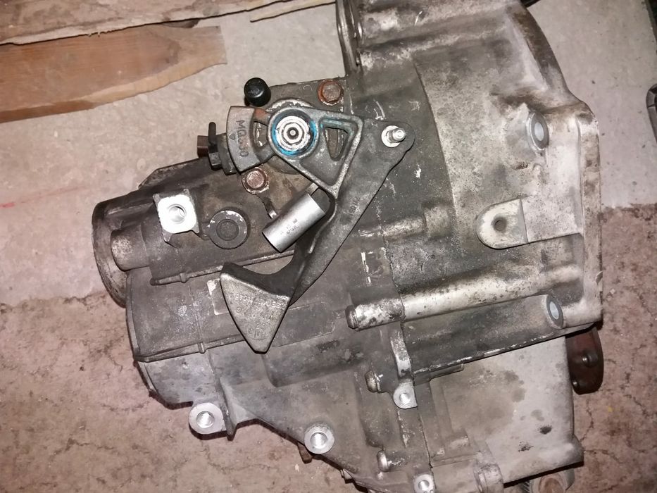 Vînd cutie viteze passat B6