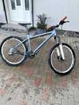 Vând bicicleta MTB Carrera
