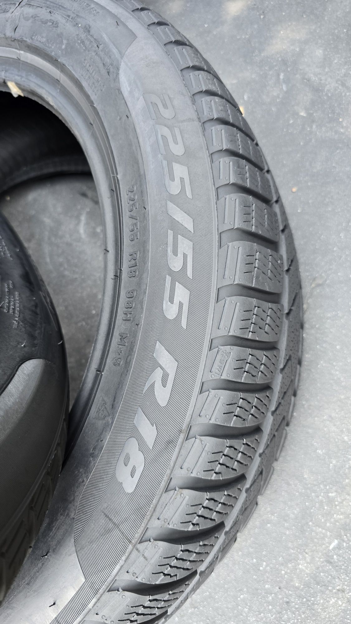 2 anvelope iarnă Pirelli 225/55/18 - transport inclus